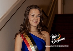 missbelgium25provinceflanders06-93.jpg