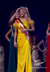 missbelgium25provincewallonia07-16.jpg